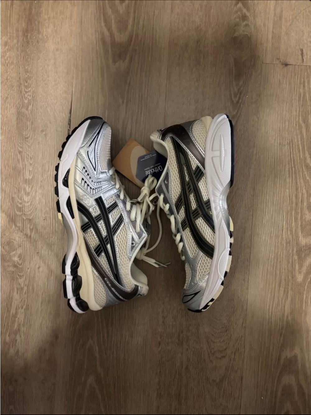 ASICS Gel-Kayano 14 white/cream/metallic plum